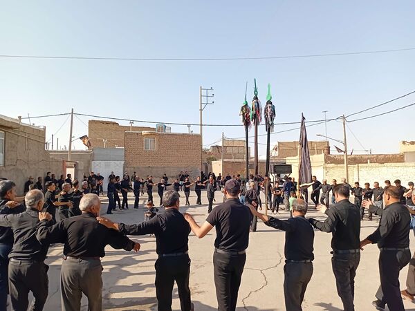 آیین سنتی"حسن - حسین"در روز اربعین حسینی در خلیل آباد