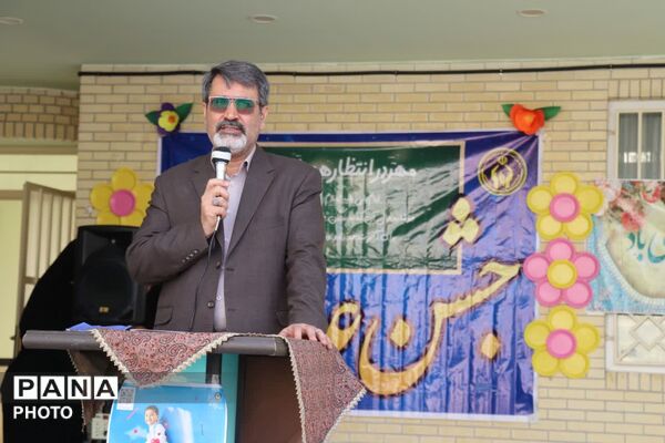 جشن عاطفه‌ها در مدارس شهرستان ابرکوه