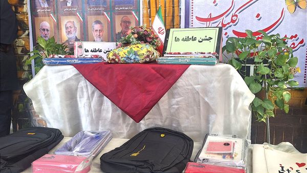 جشن عاطفه ها در دبیرستان دخترانه فیاض