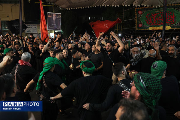 عزاداری شب عاشورا در محله دولت آباد تهران