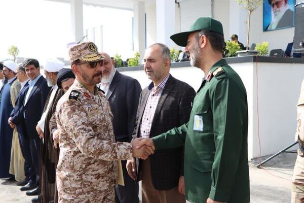 برگزاری صبحگاه مشترک نیروهای مسلح استان مرکزی به‌مناسبت سالروز آزادسازی خرمشهر 
