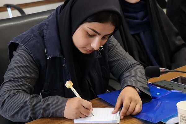 گرامیداشت روز خبرنگار در سازمان دانش‌آموزی؛ تجلیل از خبرنگاران دانش‌آموز پانا شهرستانهای تهران با حضور وزیر آموزش و پرورش