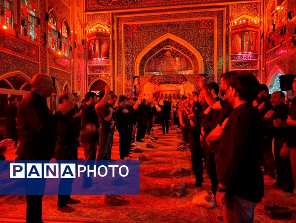 برگزاری مراسم عزاداری شب عاشورا در تکیه ابوالفضلی نیشابور 