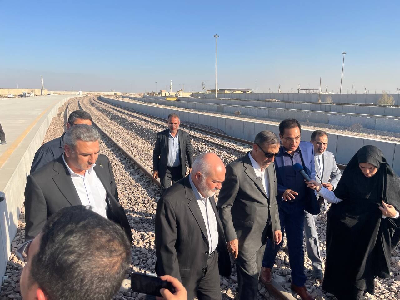 بازدید معاون اجرایی رئیس‌جمهور از پایانه مرزی ریلی شلمچه