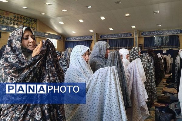 حضور پرشور فرهنگیان و دانش آموزان در نماز جمعه صفادشت ملارد 