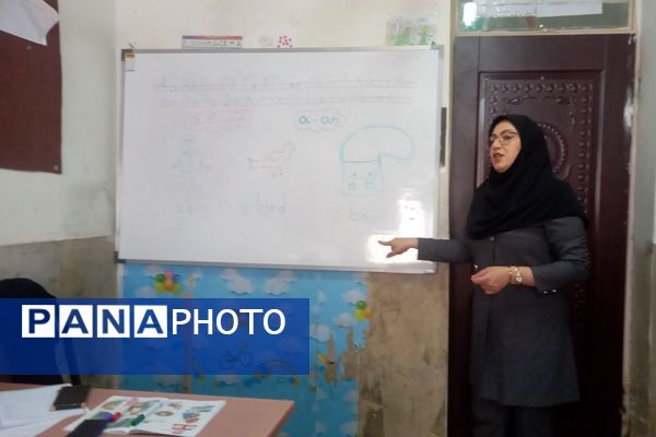 استمرار تلاش‌های دانش‌آموزان دبستان پسرانه عمار در ایام تابستان