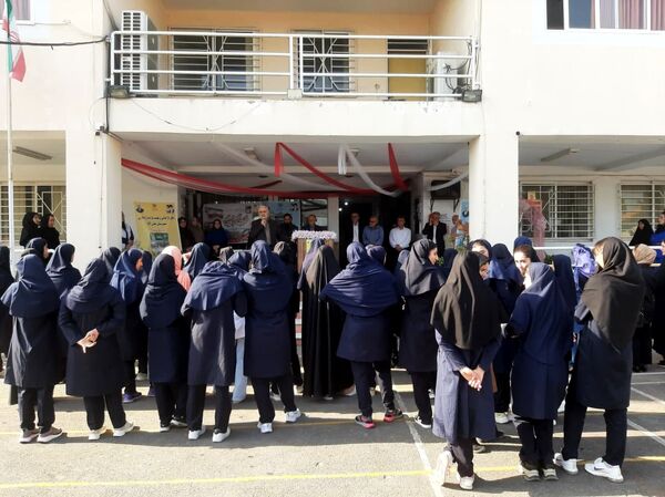 مانور بازگشایی مدارس عباس آباد 