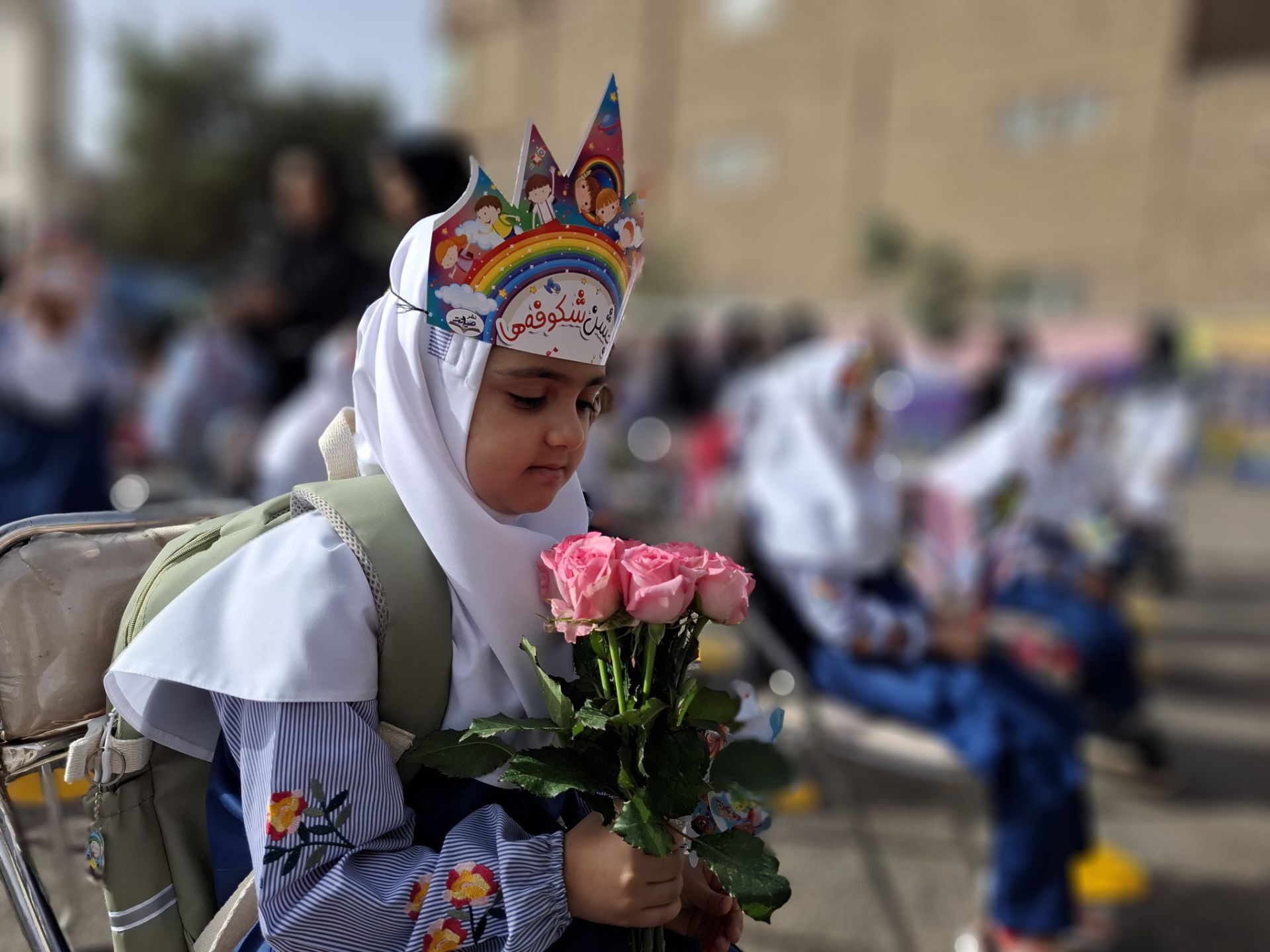 جشن شکوفه ها در دبستان مصلی نژاد