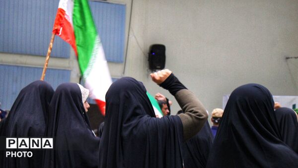 شهرستان مارگون صف بسته به خون خواهی رهبر شهید
