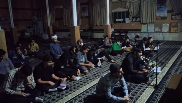 اعتکاف دانش‌آموزان پسر در شهرستان فاروج 
