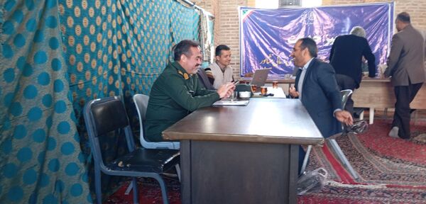 میز خدمت در آخرین نماز جمعه آبان ماه