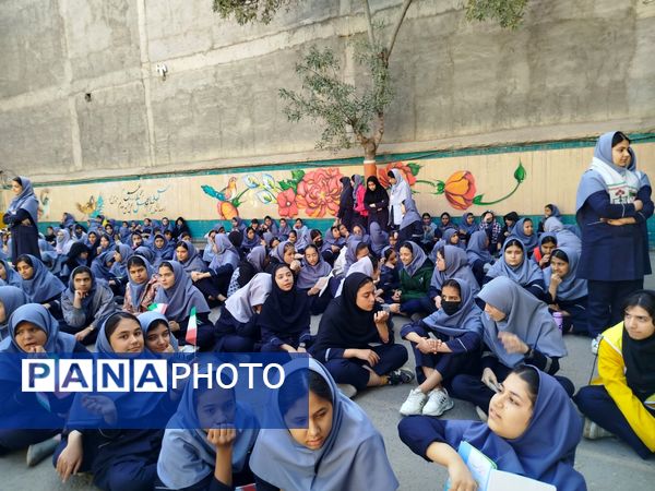 جشن ولادت حضرت زینب در دبیرستان دخترانه دانشور 2 