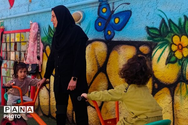 جشن قرآن و آموزش روان‌خوانی قرآن کریم در پیش دبستانی آشیانه 