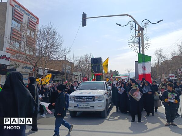 حضور مقتدر مردم آشخانه در راهپیمایی روز قدس