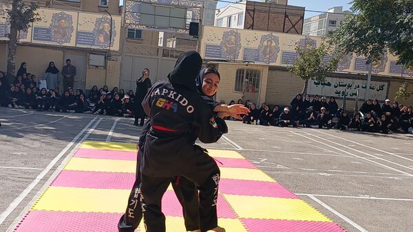 المپیاد ورزشی در دبیرستان کوثر فرهنگیان