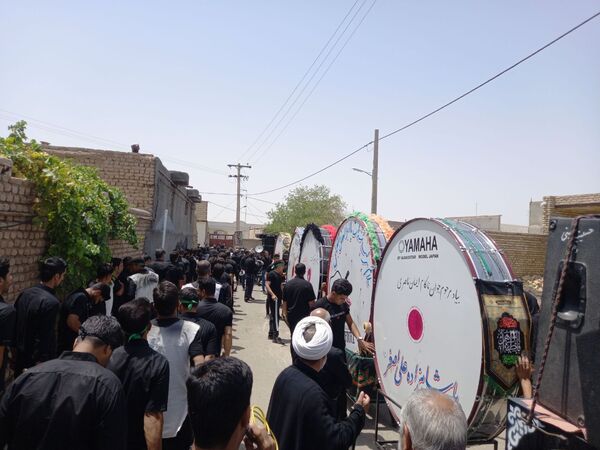 بزرگترین همایش روز عاشورای حسینی در دهنو خلیل‌آباد