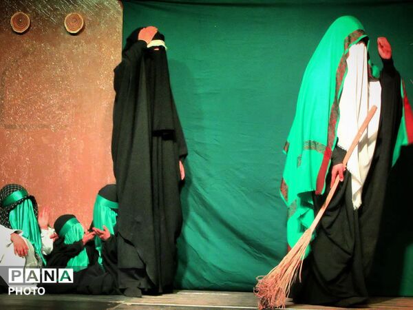 اجرای نمایش ، یاس بی نشان در جمع مردم مبعوث شده شهرستان فلاورجان