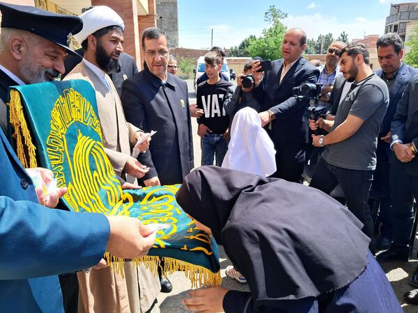 پرچم متبرک رضوی در مدارس شهرستان عجب‌شیر 