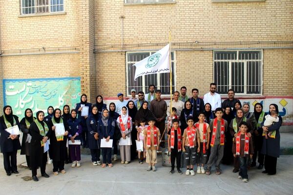 کارگاه آموزشی مدرسان پیشتاز و گردهمایی خبرنگاران پانا شهرستان فاروج با مسئولان سازمان دانش‌آموزی خراسان شمالی 