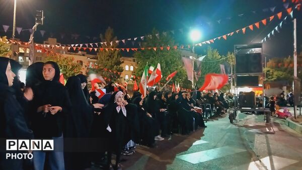 هستیم درخیابان ،محکم تر از قبل