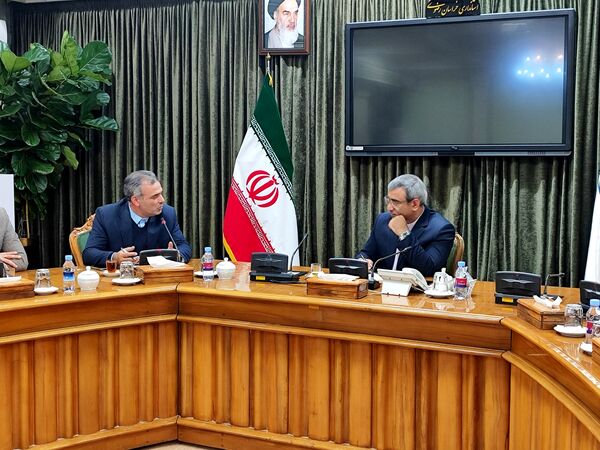 اولین نشست صمیمی هیات رئیسه دانشگاه آزاد اسلامی مشهد با استاندار خراسان‌رضوی 
