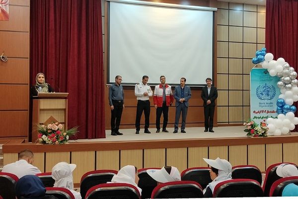 تجلیل از حافظان سلامت و ایمنی در رباط کریم