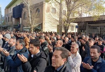نماز باشکوه عید سعید فطر در شهرستان کوهدشت 