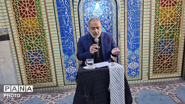 محفلِ سوگ و عهد؛ هفتمین روزِ وداع با رهبر شهید در آموزش و پرورش منطقه ۳