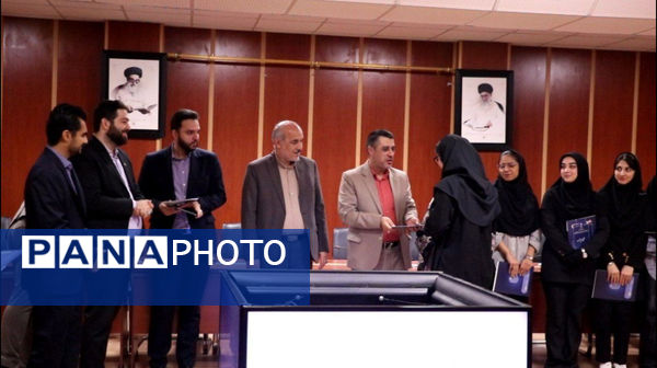 مراسم تجلیل از خبرنگاران پانا گلستان