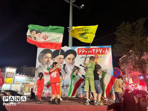 حضور باشکوه مردم کرج در نود و نهمین شب از تجمعات مردمی