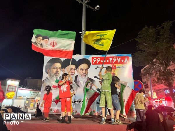 حضور باشکوه مردم کرج در نود و نهمین شب از تجمعات مردمی