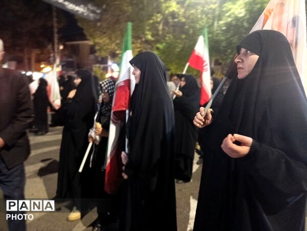 و تا پای جان در کنارت خواهیم ماند، ای یادگار پدر 