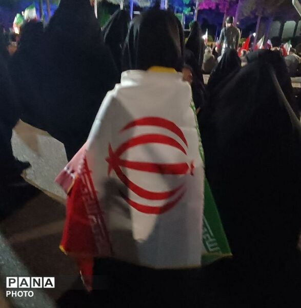  تجمعات مردمی و دانش آموزی شبانه در میدان جهاد رشتخوار