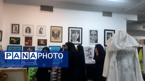 برگزاری افتتاحیه نمایشگاه مشاغل در هنرستان نور،ملارد 