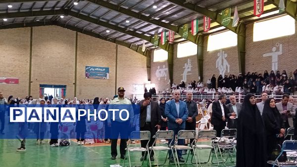 آیین تجلیل از خانواه شهدا در پروژه مهر ناحیه ۲ مشهد