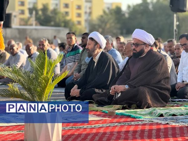 نماز عید سعید فطر در بندرعباس 