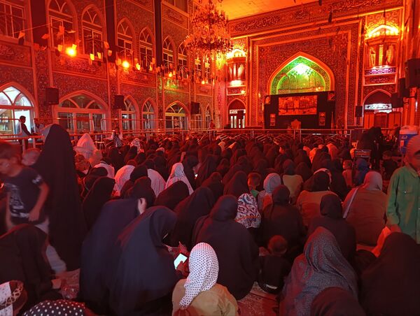برگزاری مراسم شب ششم عزاداری امام حسین(ع) در تکیه ابوالفضلی نیشابور
