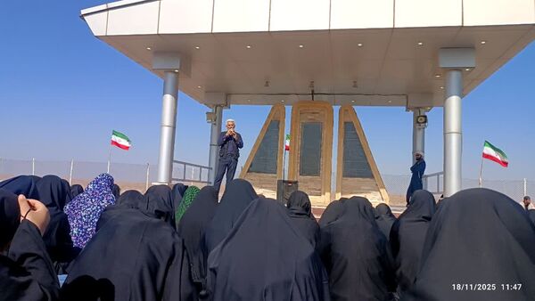 بازدید دختران استان گلستان از مناطق جنگ ۸ ساله دفاع مقدس در سفر راهیان نور