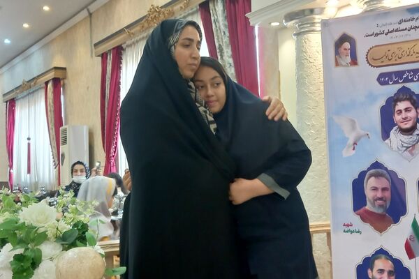برگزاری جشن میلاد بانوی کرامت در هتل سامان شهرستان قرچک 