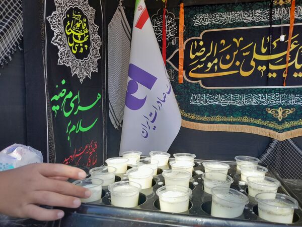 خدمت‌رسانی به زائران دهه آخر ماه صفر در ایستگاه‌های صلواتی موکب‌های مشهد