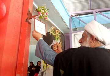 زنگ آغاز تحصیل ۶۰ هزار دانش آموز شهرستان میناب به صدا درآمد 