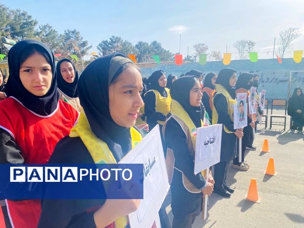  افتتاحیه مسابقات ورزشی بین‌مدرسه‌ای «جام اقتدار ایران» در آموزشگاه دخترانه تکتم