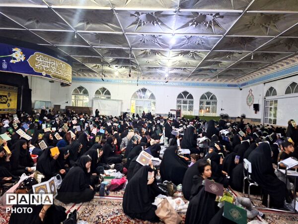 در آرامگاه امامزاده سید حمزه ندای الهی العفو طنین انداز شد 