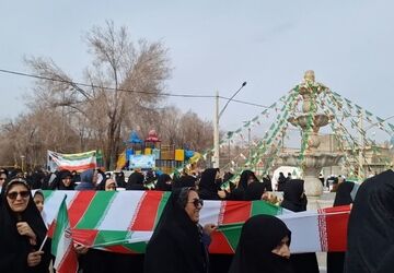 مراسم با شکوه تشییع پیکر شهید پاسدار مهدی خوش اخلاق در میمه