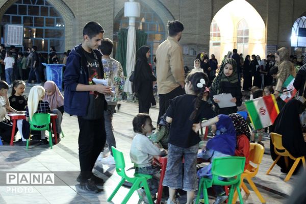 غرفه دهه نودی ها  میزبان کودکان نیشابوری برای هفتاد و هفتمین بار 