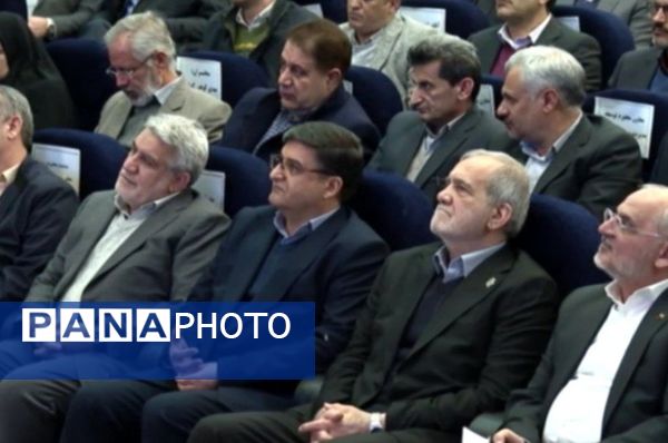  رئیس جمهور وارد بام ایران شد