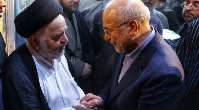 حضور رئیس مجلس در مراسم ختم همسر آیت الله سیستانی در قم