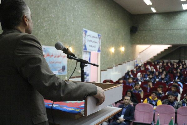 برگزاری اولین دوره آموزشی تکمیلی برای دانش‌آموز خبرنگاران اردبیلی 
