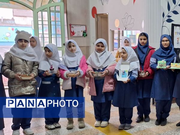 جشن «بهترین کیک تولد امام زمان(عج)» در دبستان امام موسی کاظم(ع)