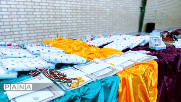 تقدیر از رتبه‌های برتر آموزشی، پرورشی و ورزشی در دارالفنون